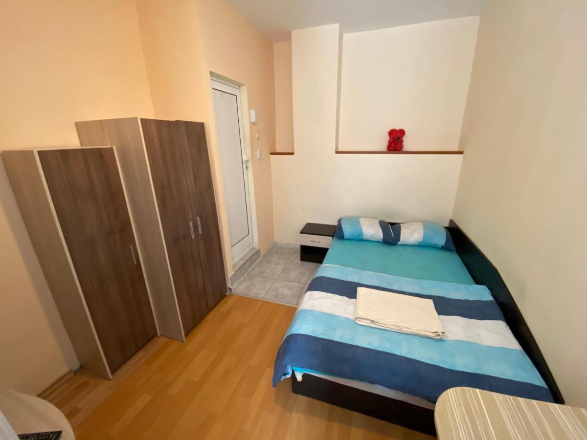Top Center Studio 2 Min To The Beach Lejlighed Varna Eksteriør billede